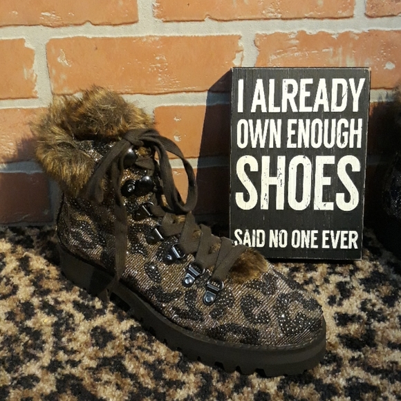 Jessica Simpson Rhinestone Leopard Norina Lace Up Hiking Boots NEW 5.5 Lug Sole - Picture 2 of 8